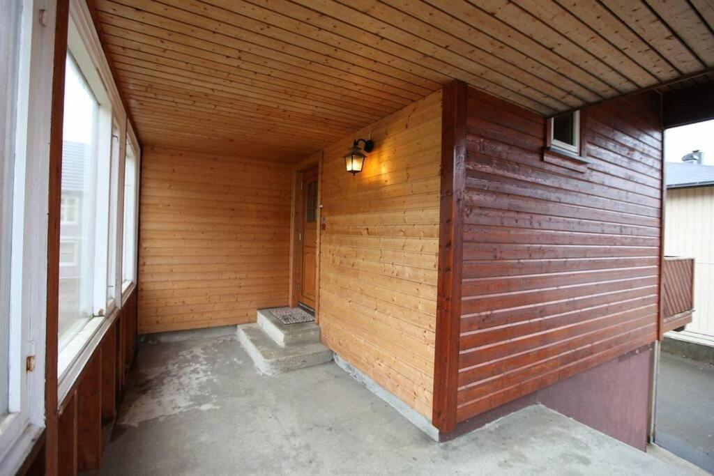 Koselig Hus I Havna Διαμέρισμα Svolvær Εξωτερικό φωτογραφία